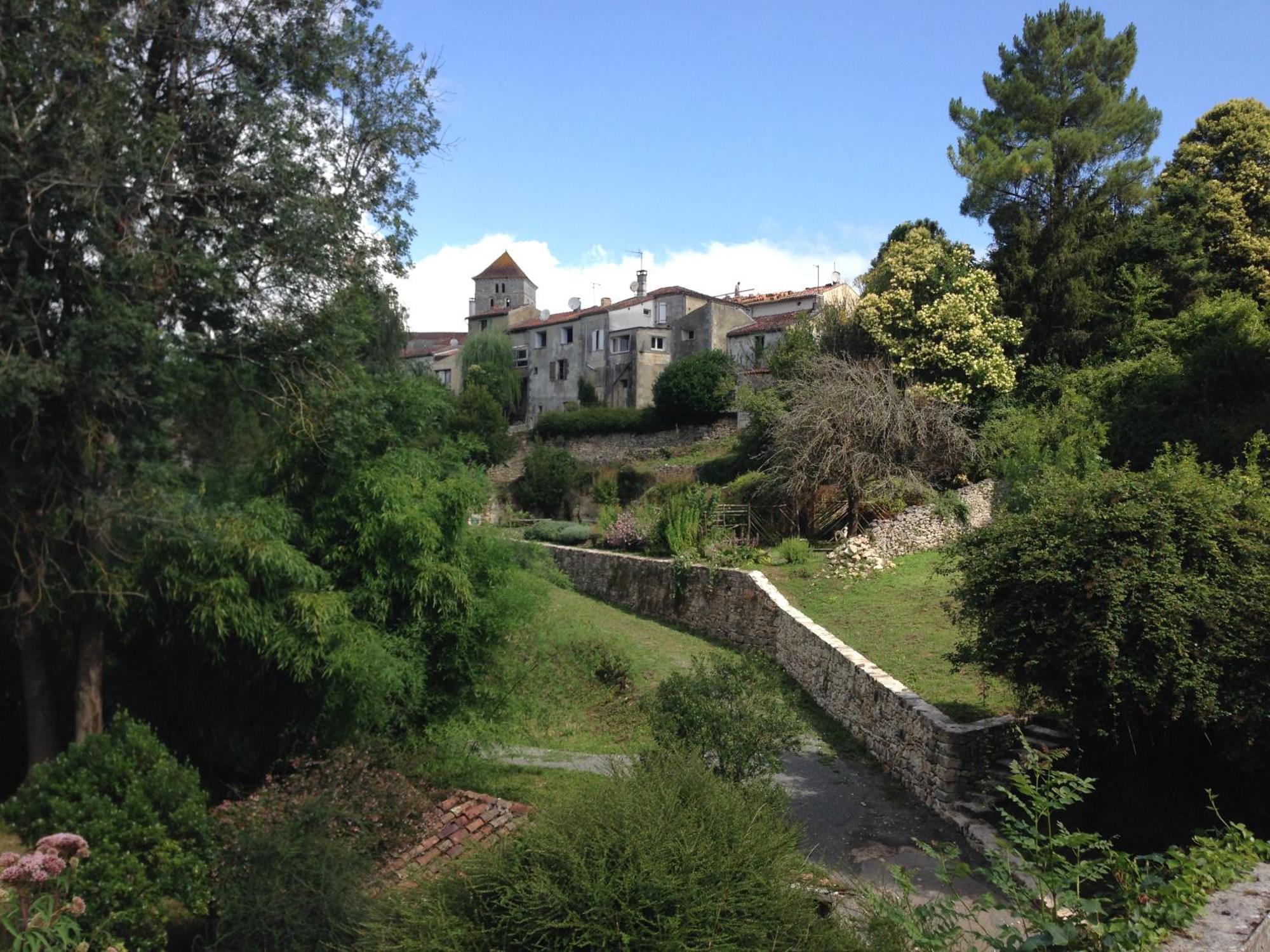 Nickis House Villa Saint-Sauvant  Exterior photo
